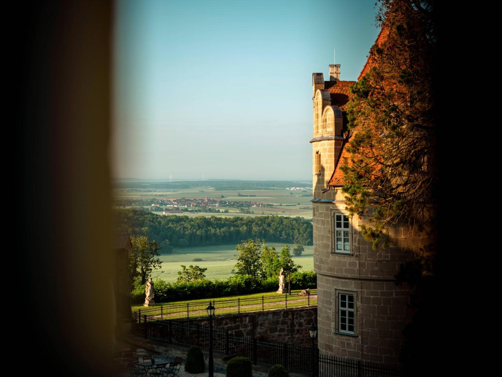 Hotel Schloss Frankenberg Weigenheim Zewnętrze zdjęcie