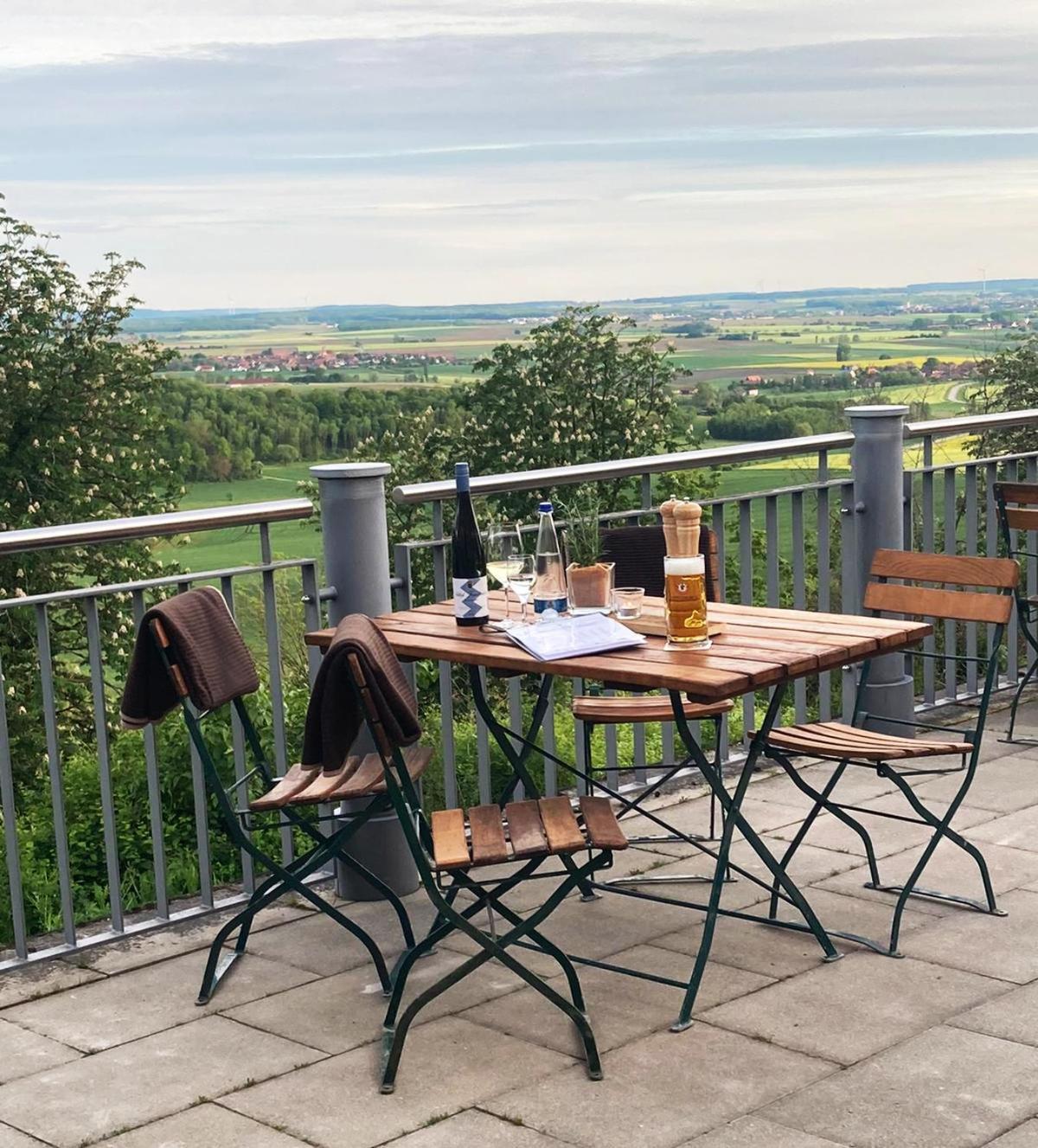 Hotel Schloss Frankenberg Weigenheim Zewnętrze zdjęcie